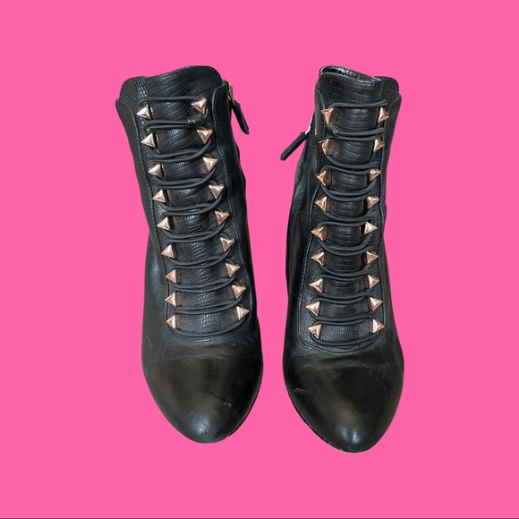 BCBG Maxazria booties - Picture 2 of 2